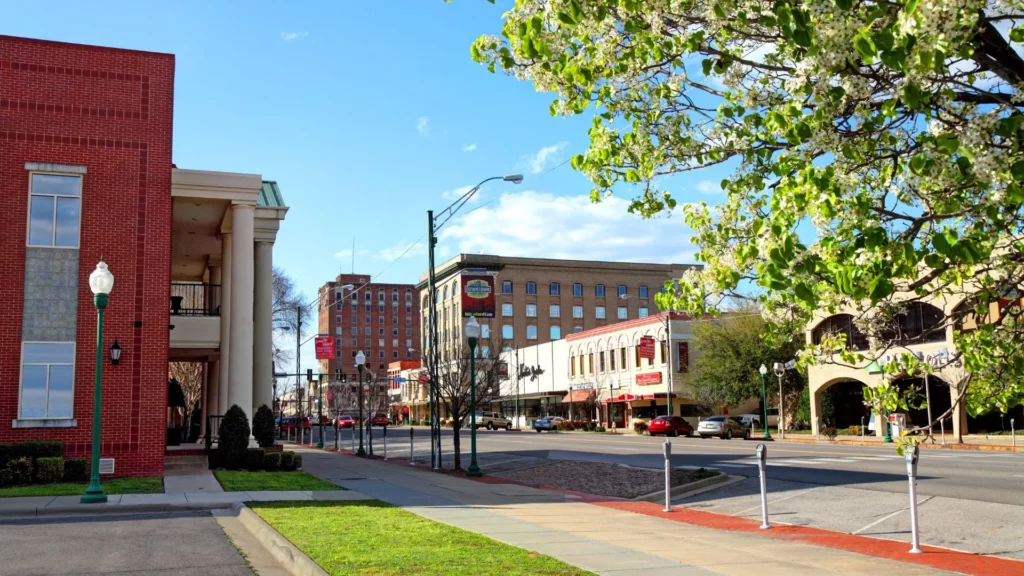 Fort-Smith-Arkansas-Relocation-Guide